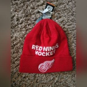 Detroit Redwings beanie hat
